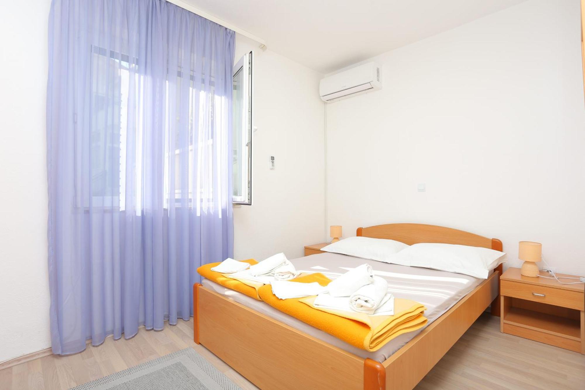 Apartments And Rooms With Parking Space Tucepi, Makarska - 5263 Exterior foto