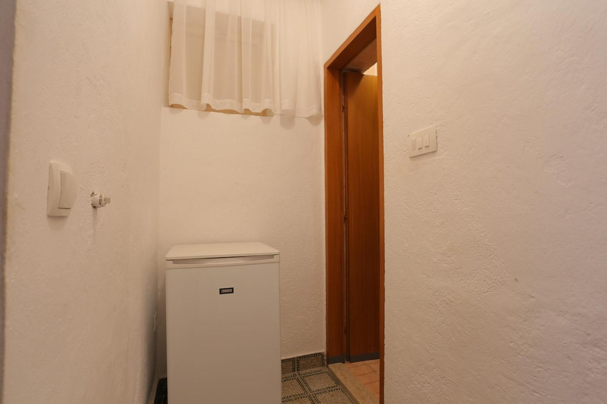Apartments And Rooms With Parking Space Tucepi, Makarska - 5263 Exterior foto