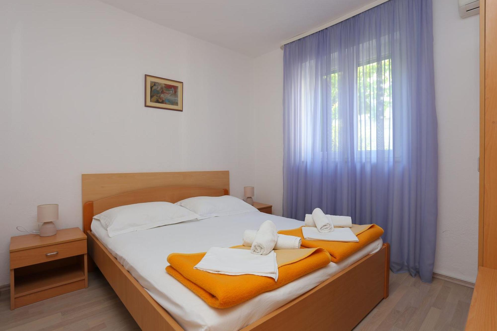 Apartments And Rooms With Parking Space Tucepi, Makarska - 5263 Exterior foto